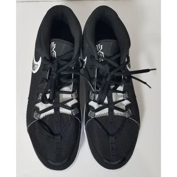 Nike Kyrie6 Flytrap Basketball Shoes Men size 10 Black White Sneakers DM1125 NEW